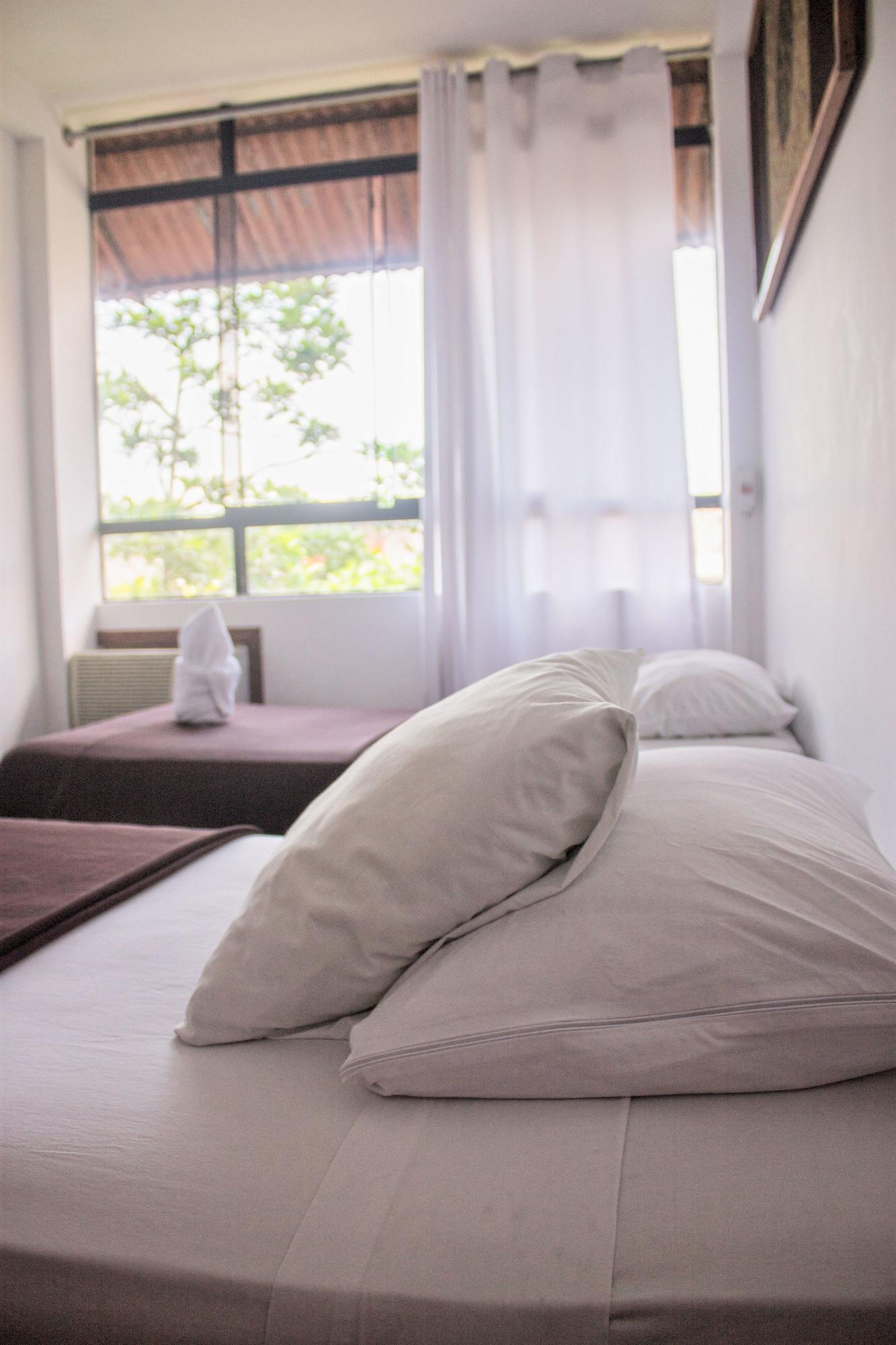 Amazon Hotel Iquitos Exterior foto