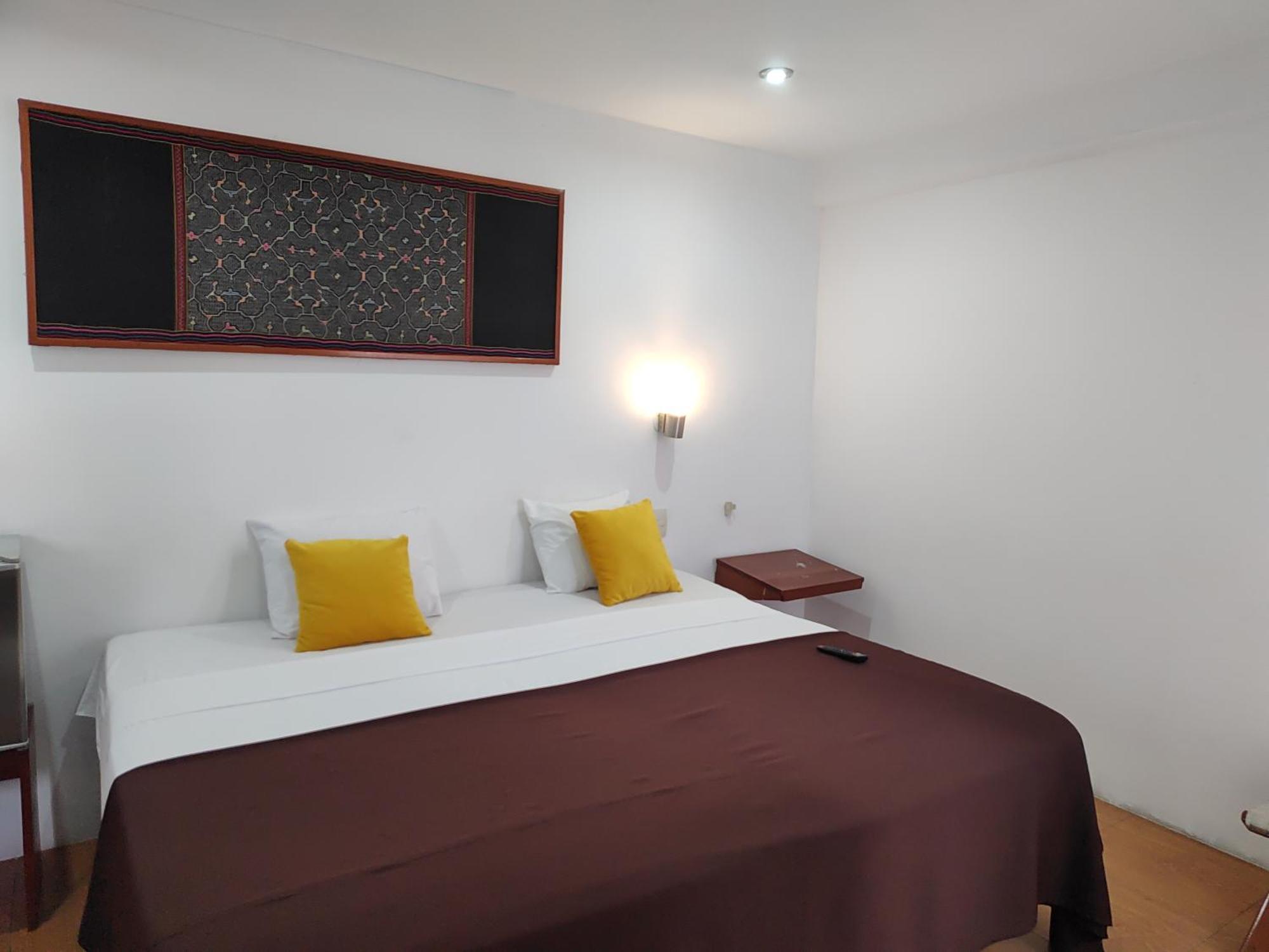 Amazon Hotel Iquitos Exterior foto